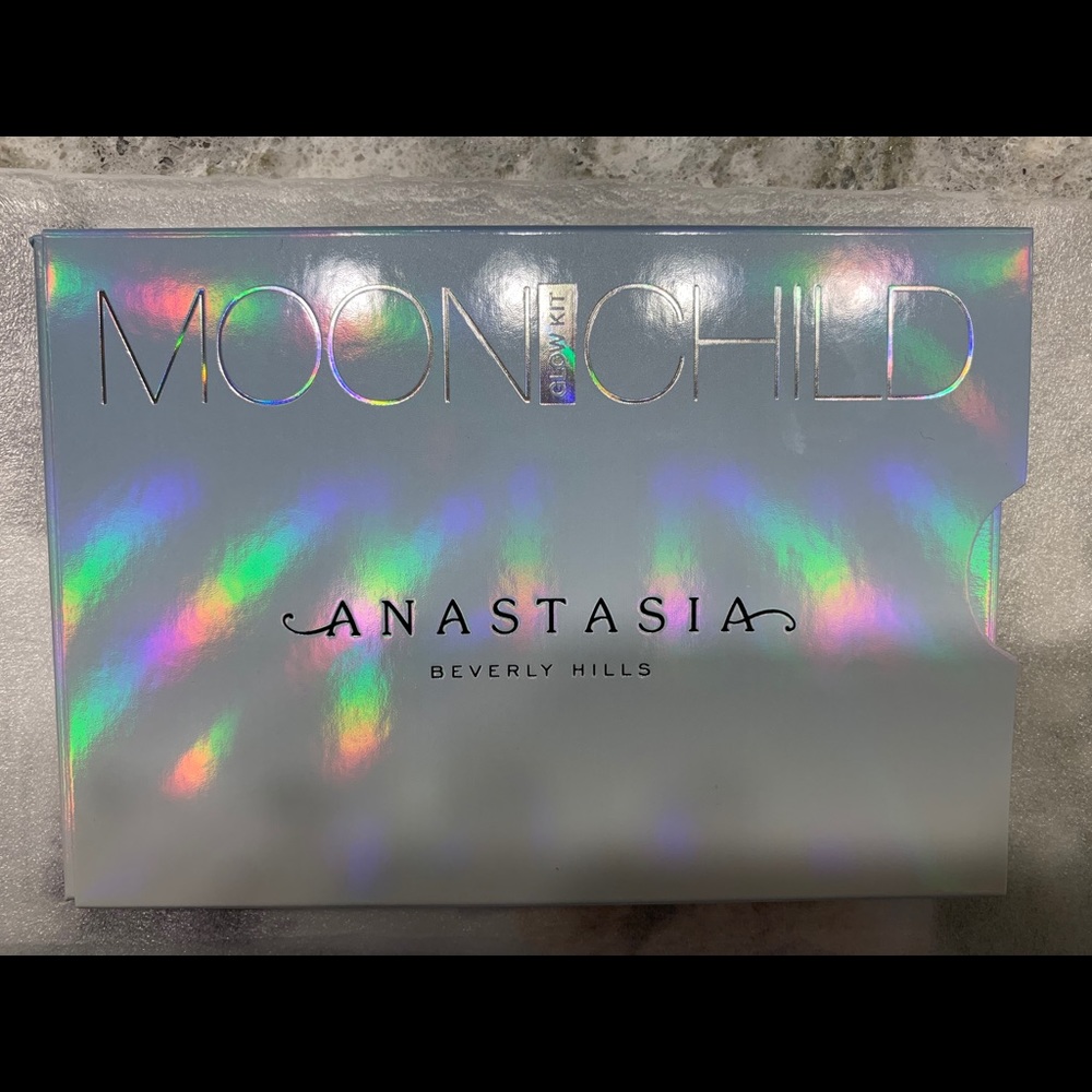 Anastasia Beverly Hills Moonchild Glow Kit